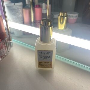 Findley Face Serum with Vitamin C & Hyaluronic Acid